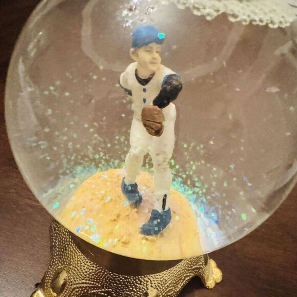 Vintage Eleco Baseball Player #61 Globe‎ Made In Taiwan 0065